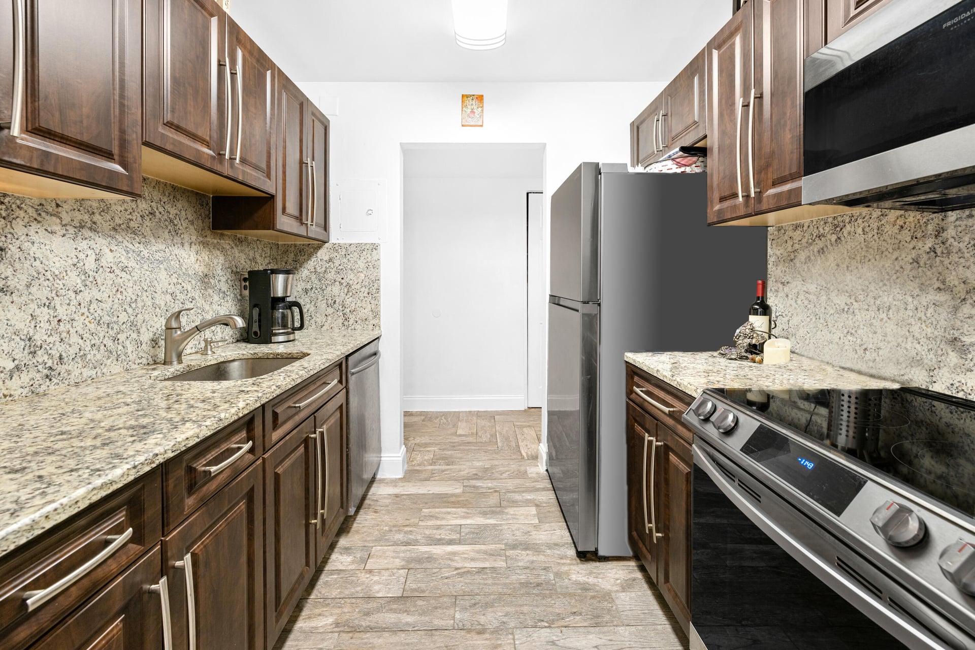 Unit 3210 photo 13