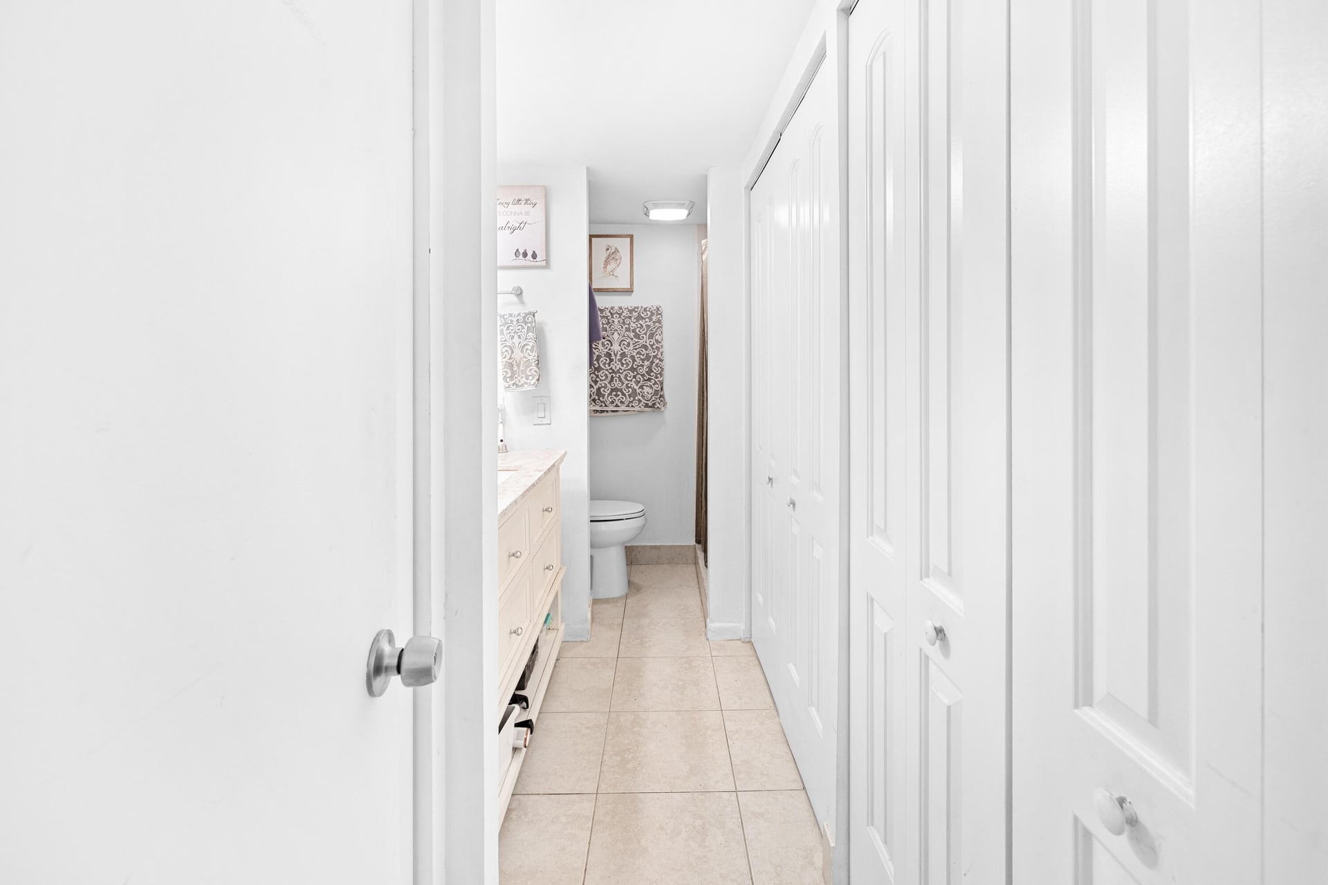 Unit 3210 photo 24