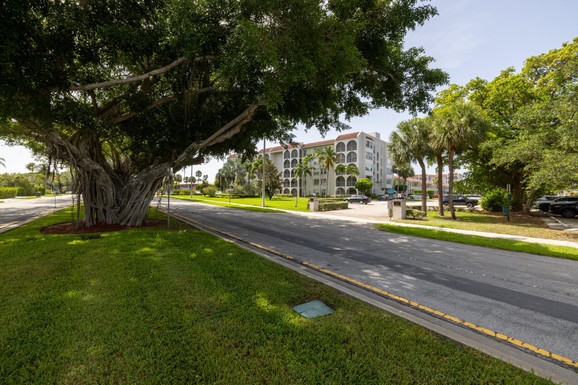 Unit 3210 photo 34