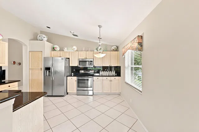  Residence photo 14