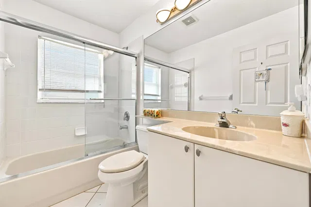  Residence photo 26