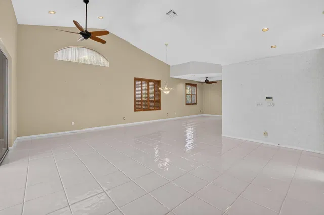 Residence photo 4