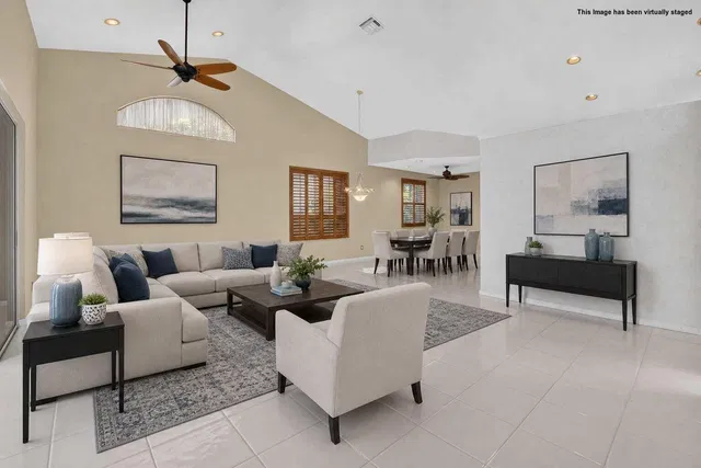 Residence photo 5