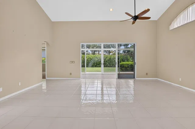 Residence photo 9
