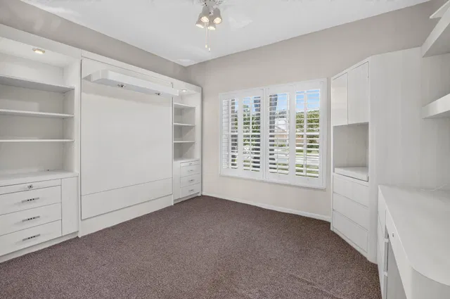 Residence photo 19