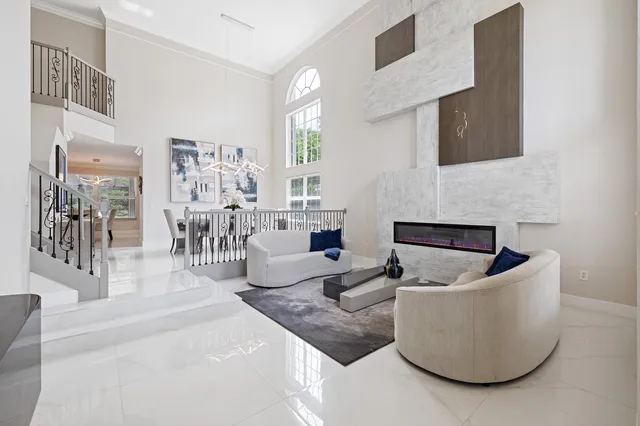 Residence photo 5