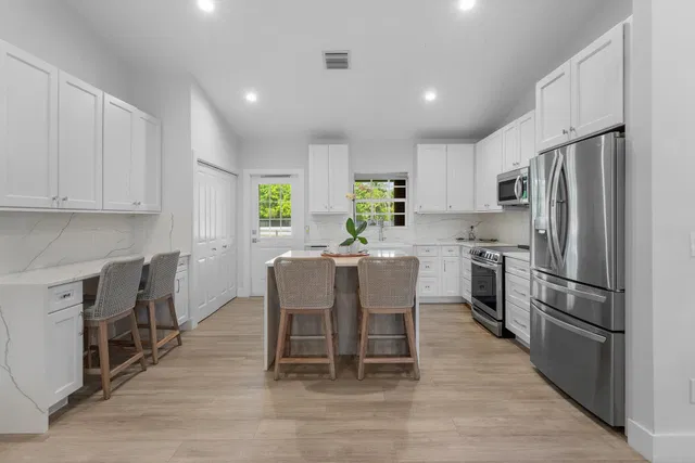Residence photo 8