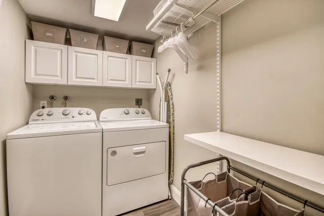 Unit 311 photo 22