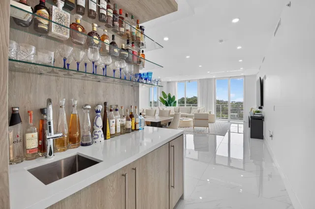 Royal Palm Residences Boca Raton Unit 601 photo 10