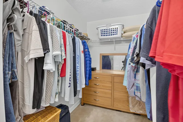  Residence photo 36