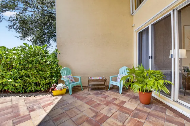  Residence photo 44