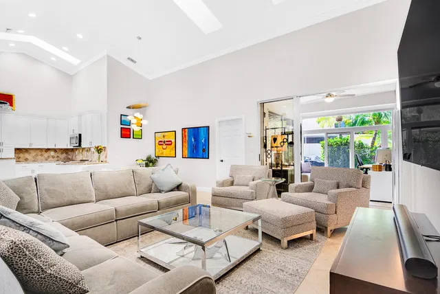 PGA National Palm Beach Gardens Residence photo 9