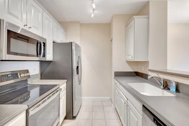 Courtyards in Cityplace Unit 203 photo 6