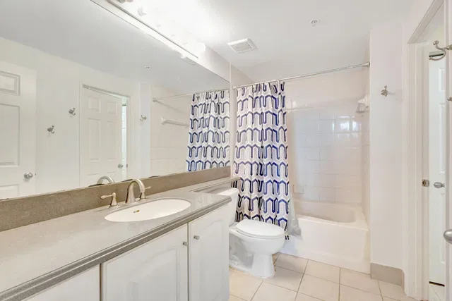 Courtyards in Cityplace Unit 203 photo 26