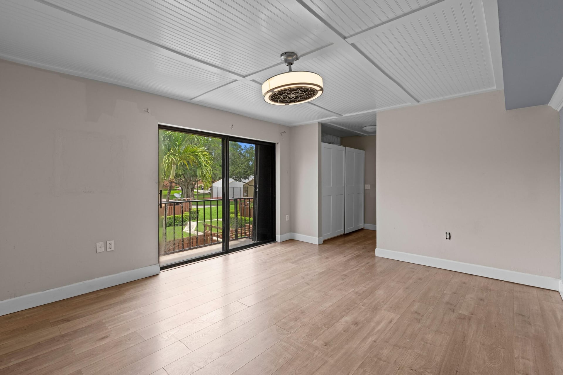  Residence photo 12