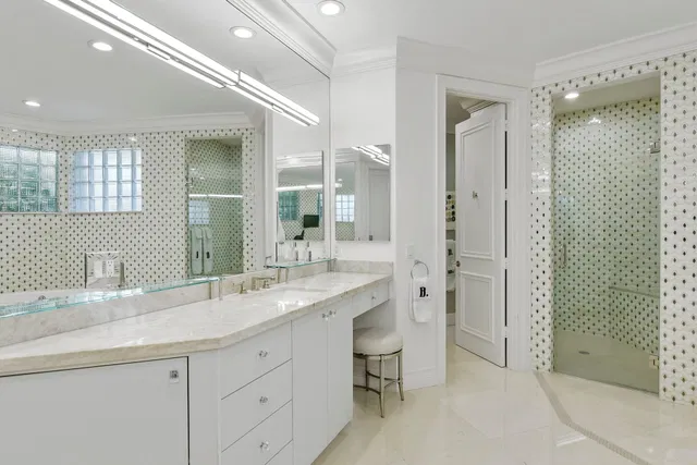 St. Andrews Country Club Residence photo 34