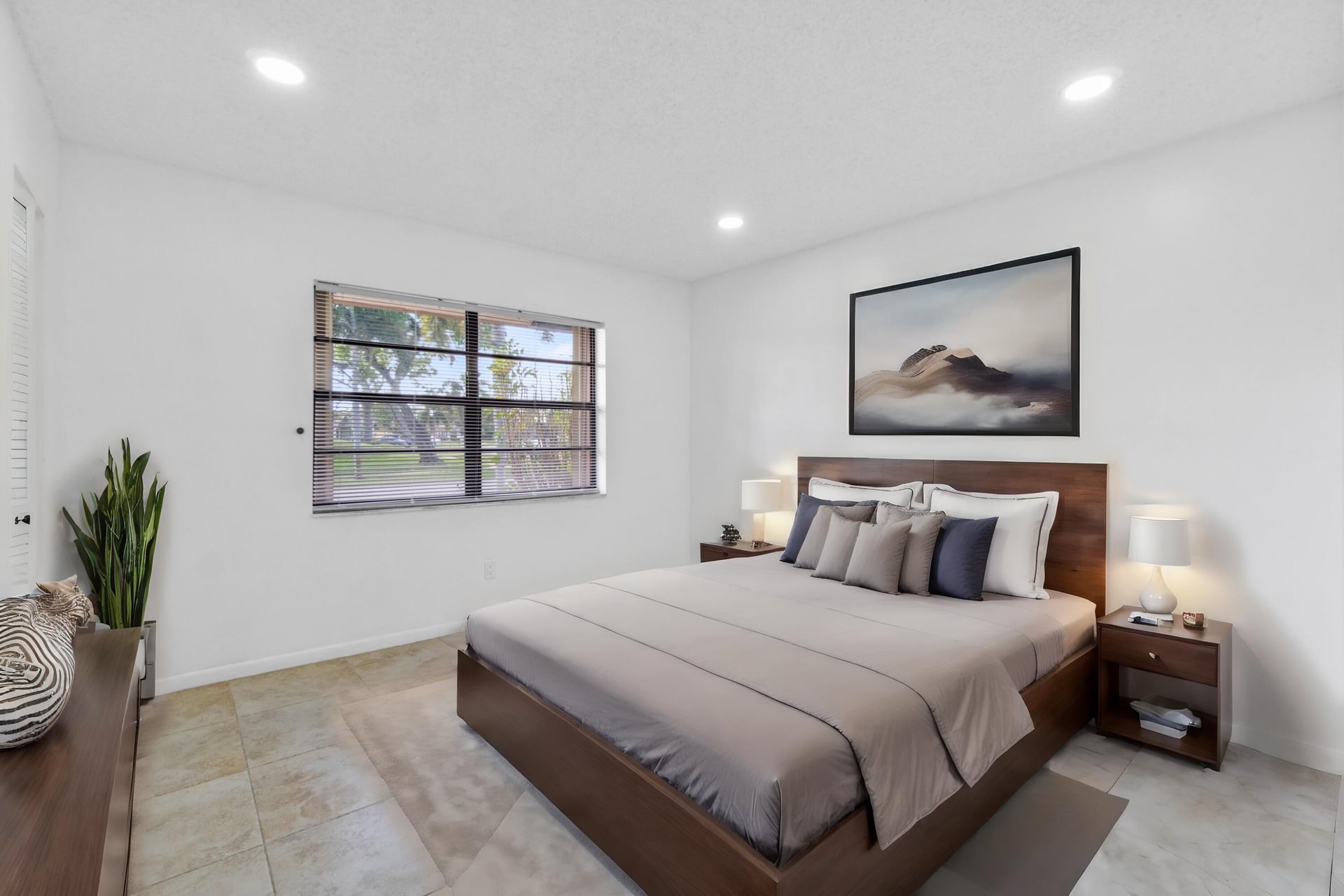 Unit 1620 photo 31