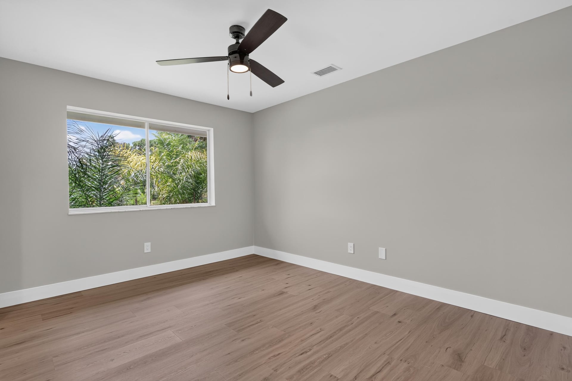  Residence photo 9