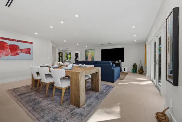 Residence photo 16
