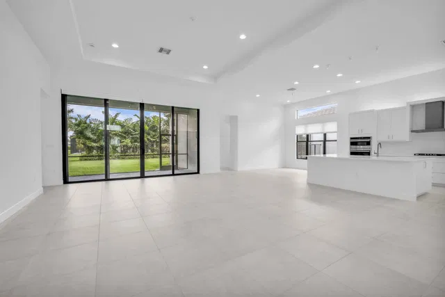Valencia Grand Residence photo 16