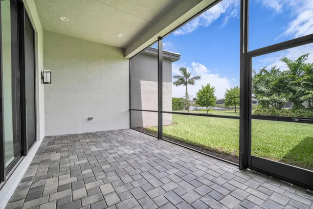 Valencia Grand Residence photo 38