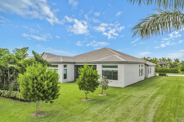 Valencia Grand Residence photo 46
