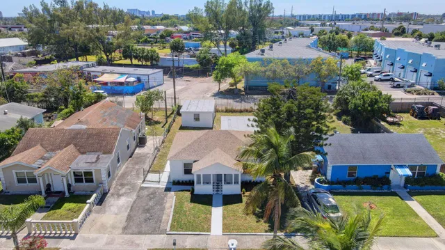 West Palm Beach Residence photo 6