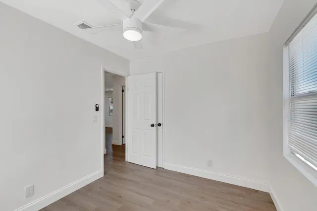 West Palm Beach Residence photo 17