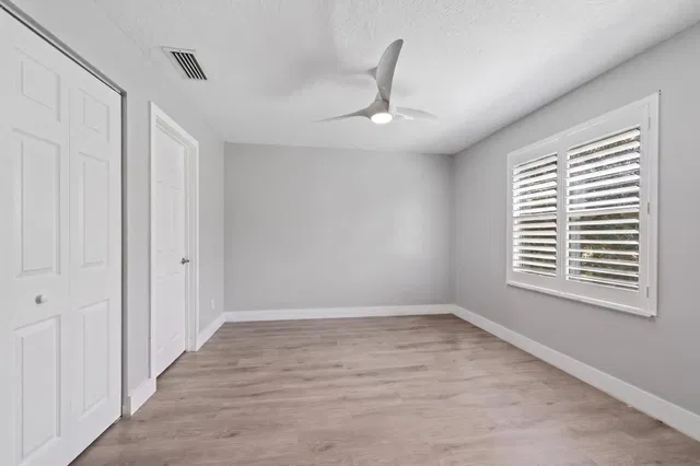 Residence photo 20