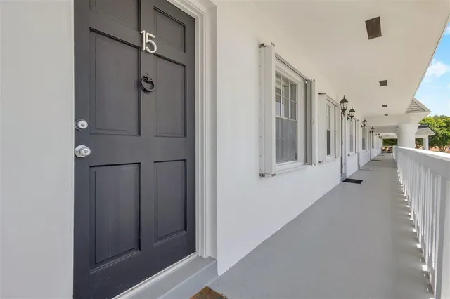 Unit 15 photo 4