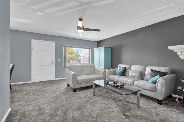 Unit 15 photo 6