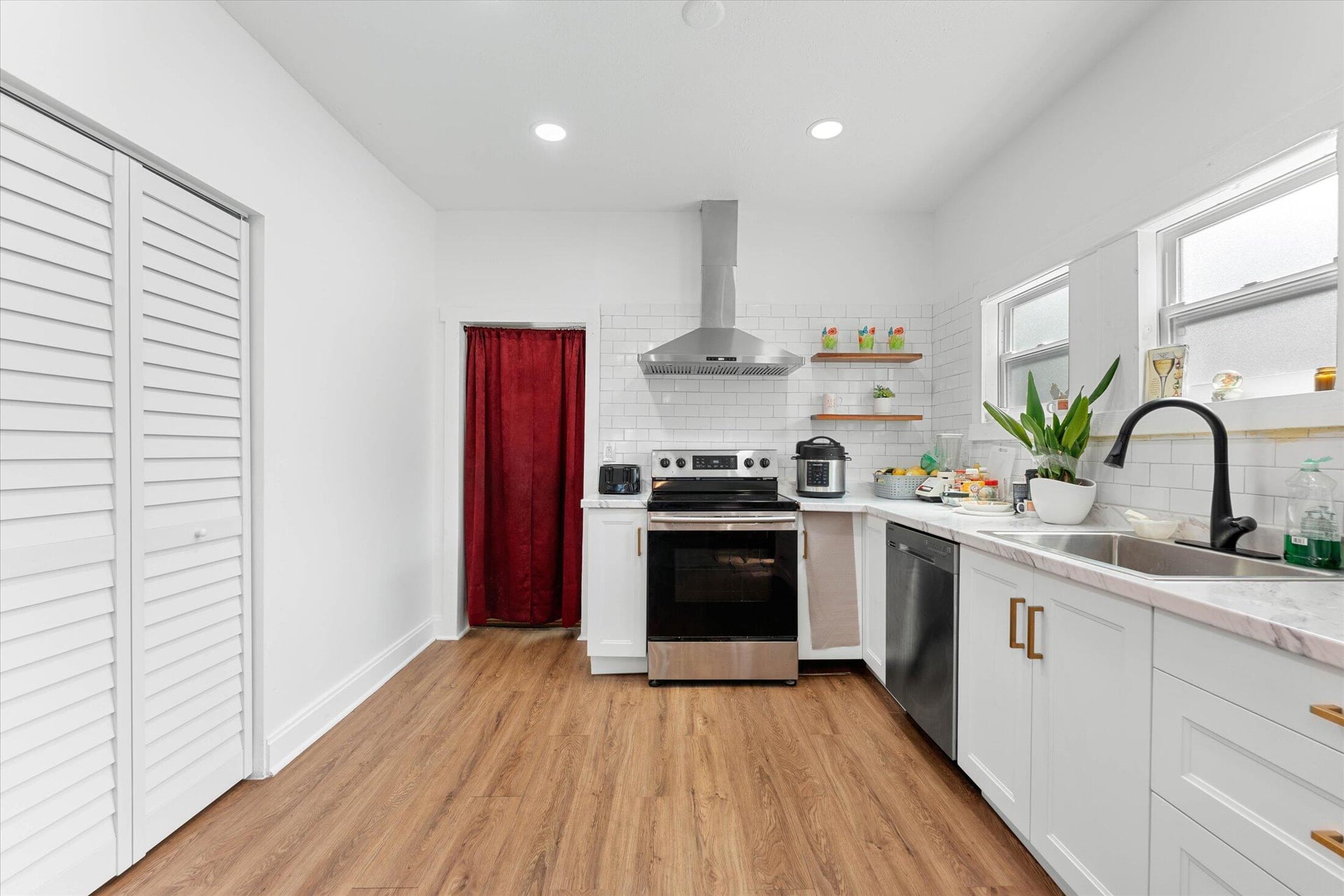  Residence photo 7