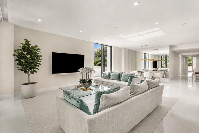 Royal Palm Residences Boca Raton Unit 206 photo 12