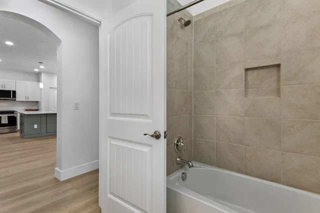  Residence photo 14