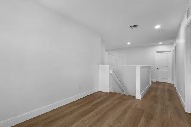  Residence photo 18