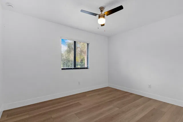  Residence photo 30