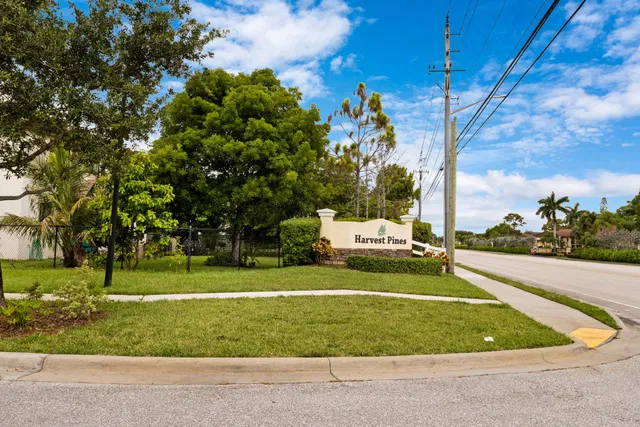  Residence photo 63