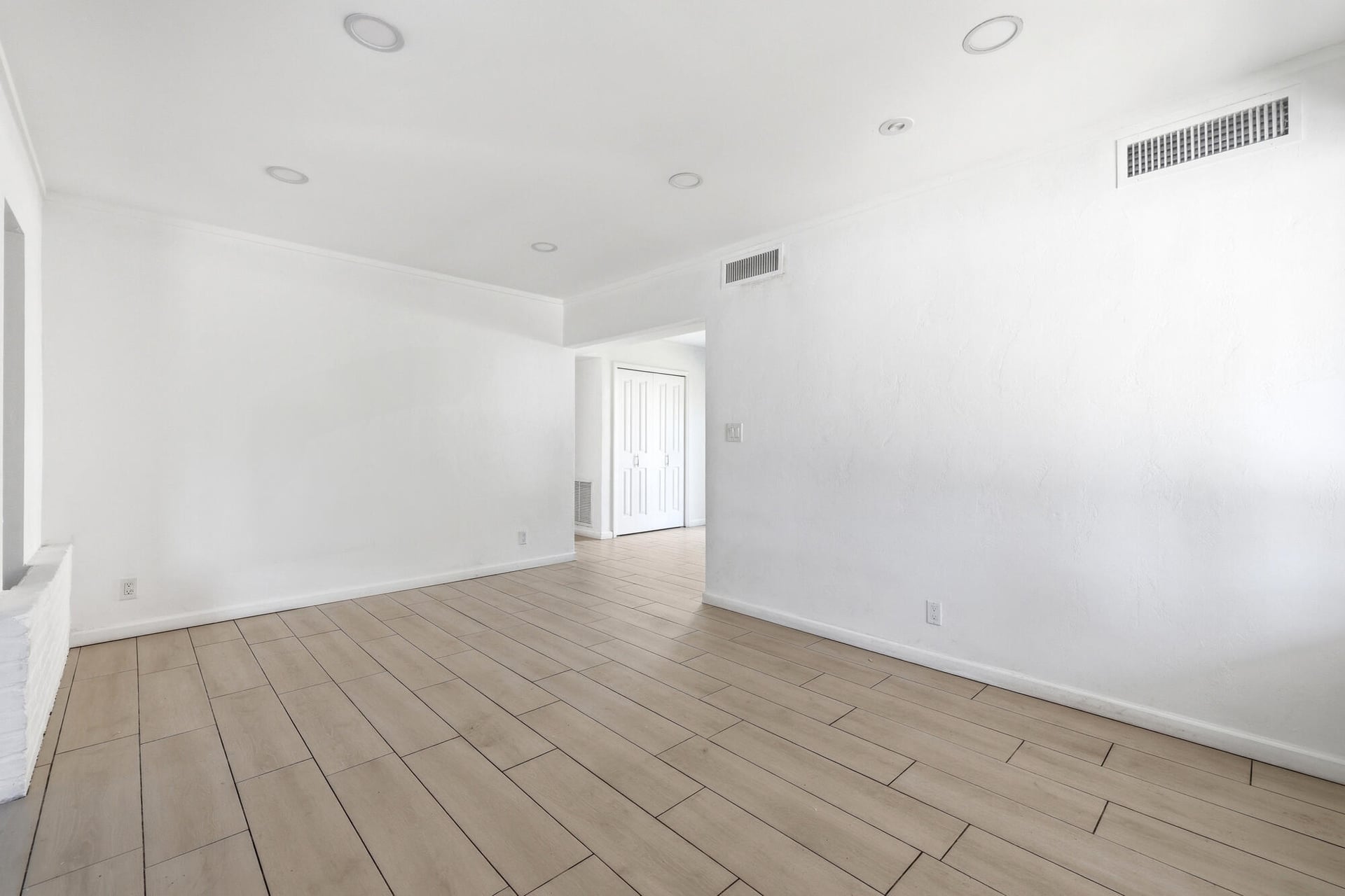 Residence photo 3
