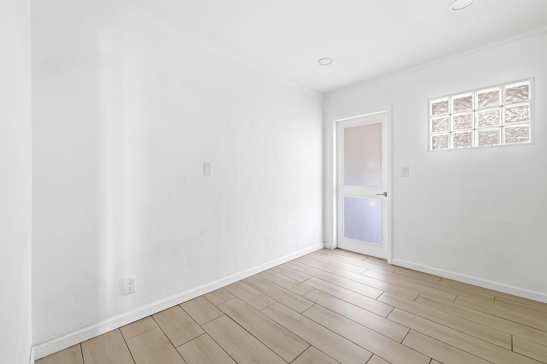 Residence photo 12