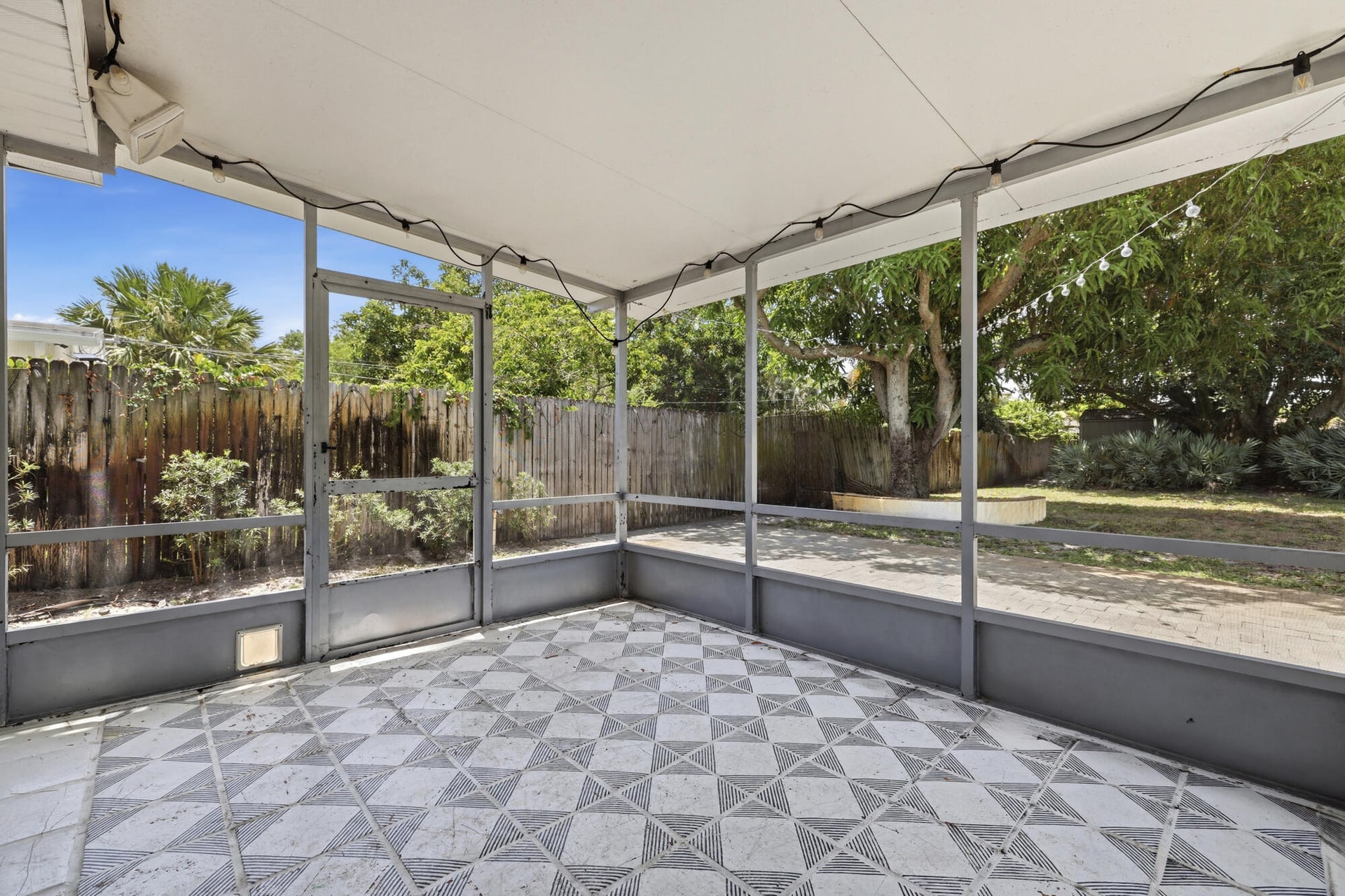 Residence photo 18