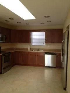 Residence photo 3