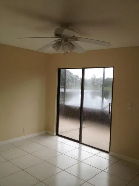 Residence photo 9