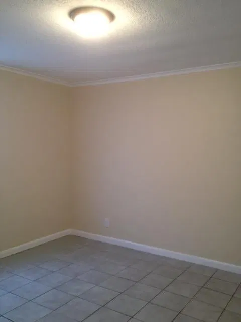 Residence photo 12