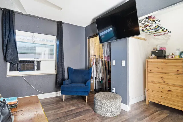  Residence photo 16