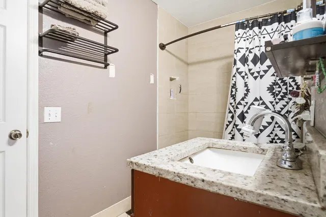  Residence photo 17