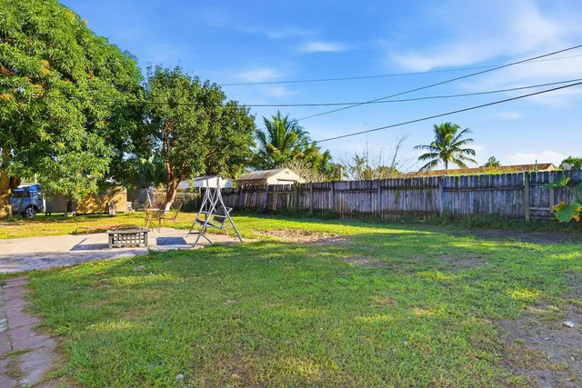  Residence photo 22
