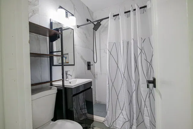 Residence photo 17