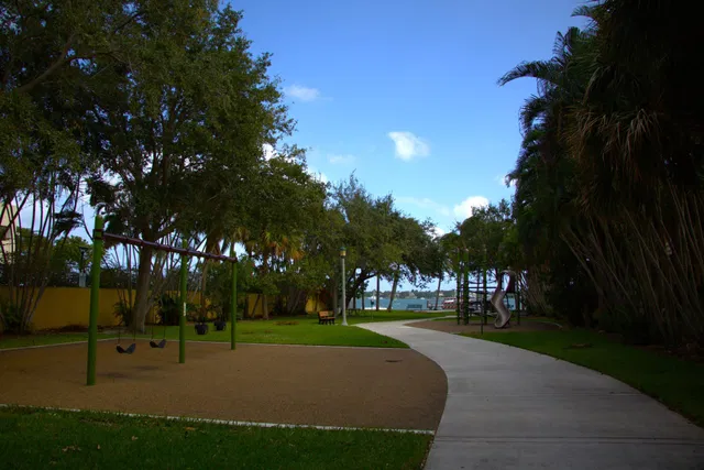 West Palm Beach Residence photo 30