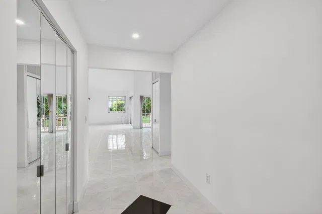 Residence photo 7