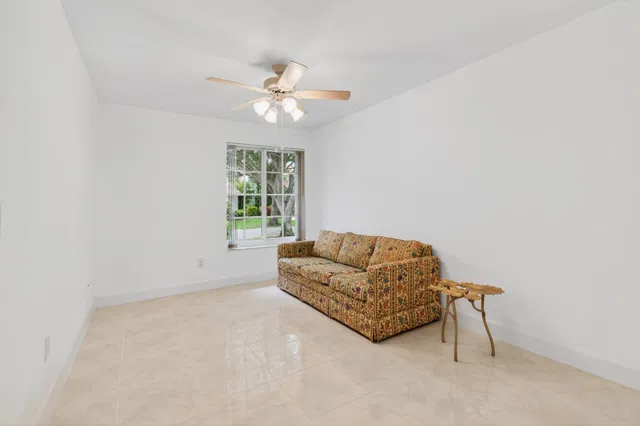 Residence photo 40